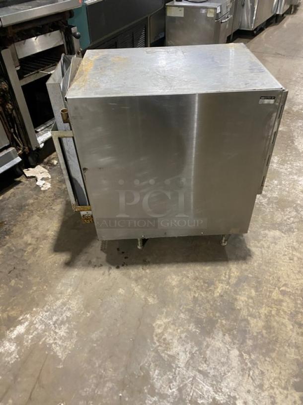 Groen SSB5G natural gas boilerless steamer, stainless steel, on legs. Model SSB-5G, SN: J170S85-1-1, 115V, 1 phase, used condition.