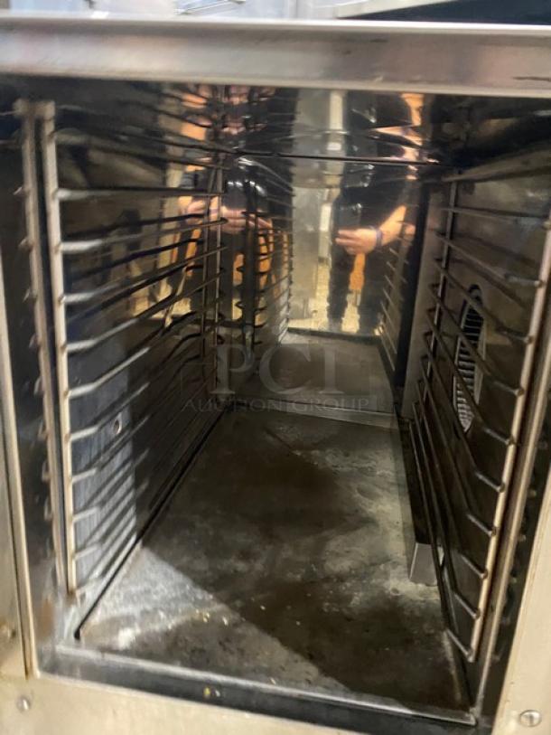 Groen SSB5G commercial steam boilerless steamer interior, gas-powered, on legs, clean condition, serial J170S85-1-1.