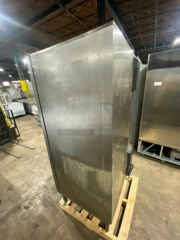 Rational SelfCooking Center SCCWE201G combi oven, stainless steel, electric, on legs, commercial use, side view.