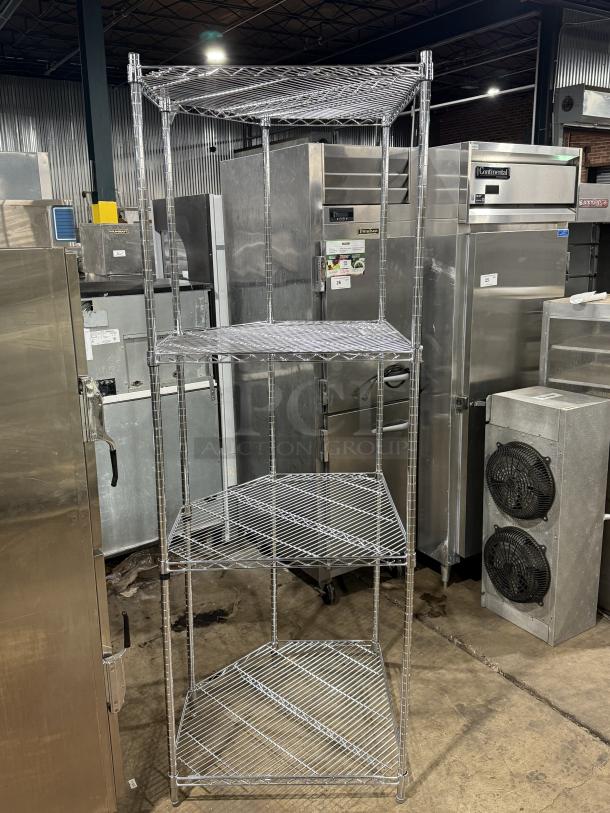 Metro 4-tier corner rack system, metal wire construction, excellent condition, ideal for maximizing storage space.