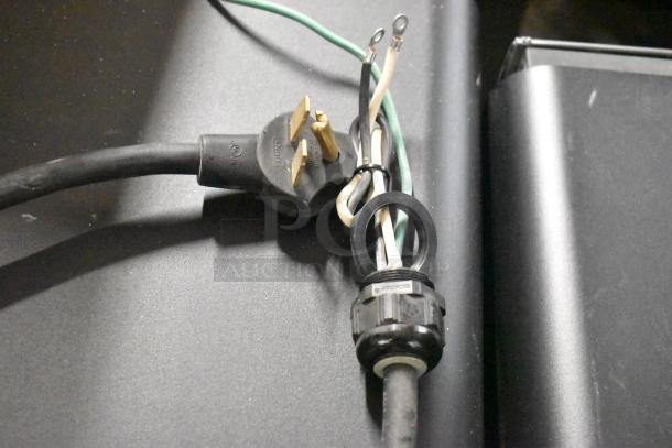 2022 Turbochef NGO rapid cook oven plug and wiring. Features 208/240 volts, 1 phase. Durable and commercial-grade.