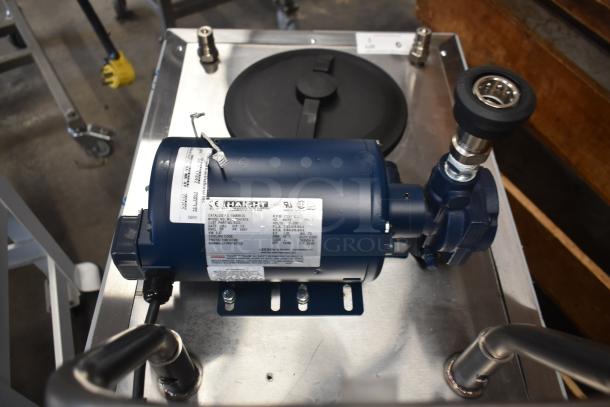 BRAND NEW 2025 Frontline 47SS Commercial Grease Caddy. Scratch and dent condition, on commercial casters. Model details visible.