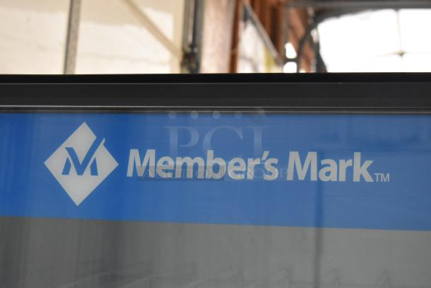 Crane 5800-4 metal commercial drink vending machine, features bill acceptor, 115 volts, 1 phase. Model 5800-4.