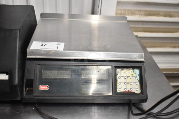 Berkel 522 commercial scale with label printer, stainless steel, used condition, 120V, 1 Phase, visible brand logo.