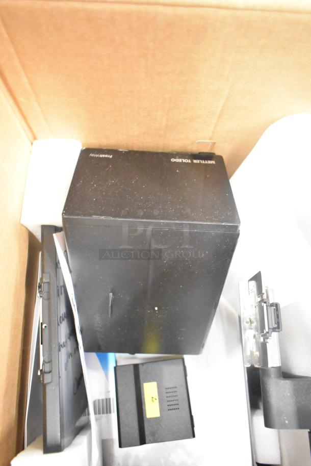Mettler Toledo FreshWay Scale Set Up in box, 100-240V, 1 Phase, black, with visible label, appears in good condition.