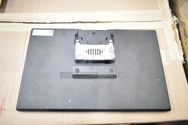 Mettler Toledo FreshWay Scale Set Up, 100-240V, 1 Phase. Black platform, minor wear, includes mounting brackets.