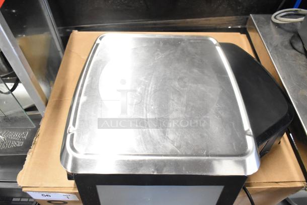 2024 Hobart HTi-7LH4W commercial countertop scale. Stainless steel top, 120/208-240V, 1 phase, tested and working.