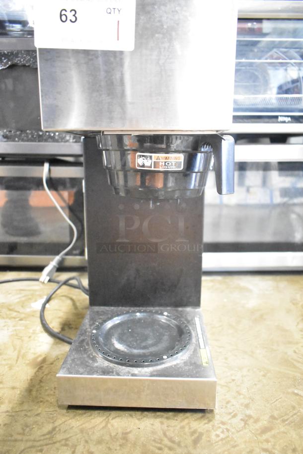 2022 Bunn VPR countertop coffee machine, 120V, 1 Phase. Features stainless steel build, hot liquid warning label. Good condition.