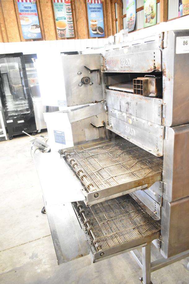 Turbochef HhC2020 conveyor rapid cook oven, stainless steel, electric, commercial casters, used condition.