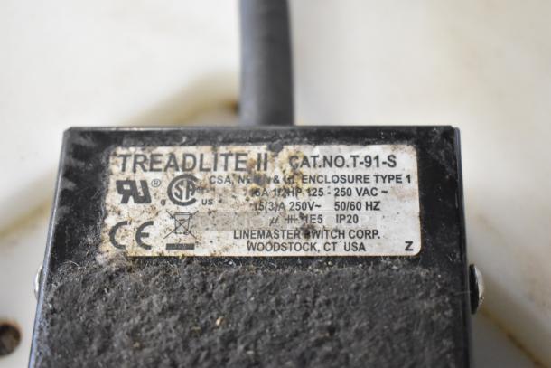 Per-fil Micro-15 floor filler machine, commercial casters, 125V, 1 phase, Treadlite II foot pedal, durable, used condition.