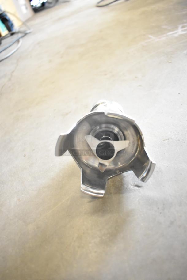 BRAND NEW Robot Coupe CMP250VV 10" immersion blender, 1/2 HP, variable speed, 120V, scratch and dent condition.