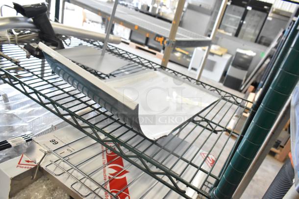 Avantco 184T140 Commercial Conveyor Toaster, 10" wide, 3" opening, 300 slices/hour, 120V, scratch and dent condition.