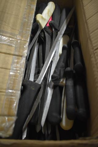 Box of 60 sharpened stainless steel knives, including fillet knife, black and white handles, excellent condition.