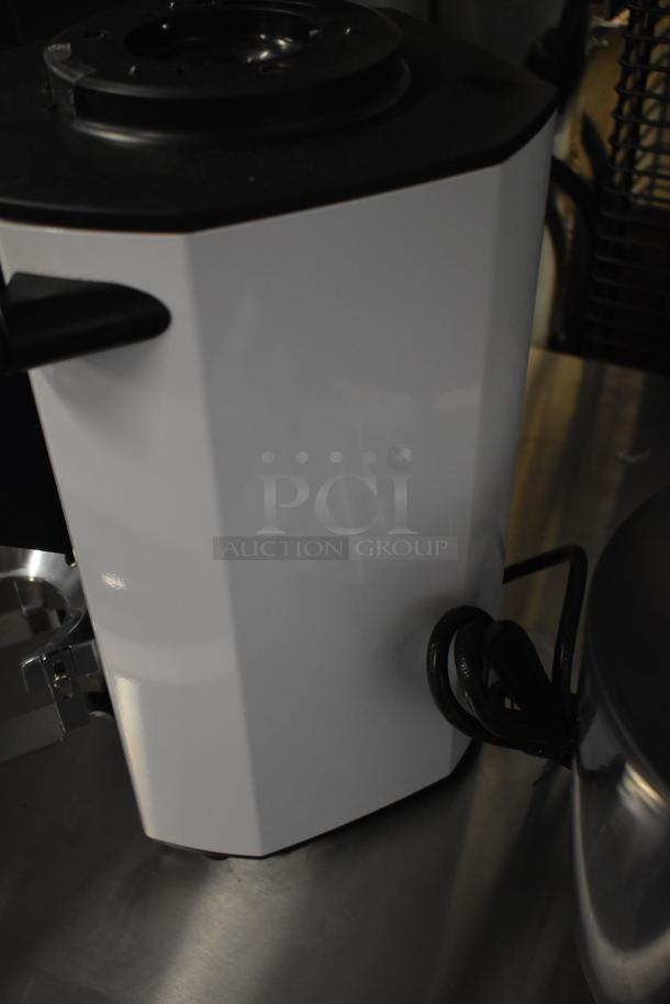 BRAND NEW Anfim AF05 Luna white espresso grinder, 4.4 lb capacity, minor cosmetic flaws, 120V, 1 Phase.