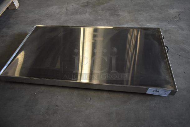 Brand new ServIt 423HSW2036 36" stainless steel heated shelf warmer, shows scratch and dent, 120V, 1 phase.