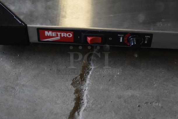 Metro Super Erecta HS2460 heated shelf, stainless steel, 24"x60". Features dial control, scratch and dent, 120V, 1 Phase.