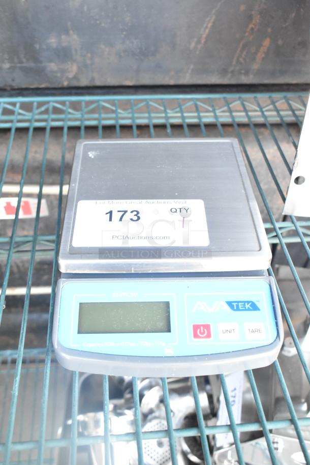 AvaTek 334PC20 20 lb. Compact Digital Portion Control Scale in brand new scratch and dent condition.