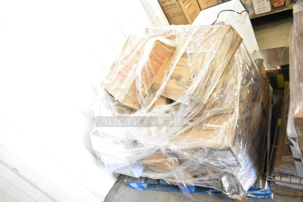 Plastic-wrapped pallet with 45 new scratch-and-dent items, including GoJo Foam Handwash and Scott 91592 Dispenser.