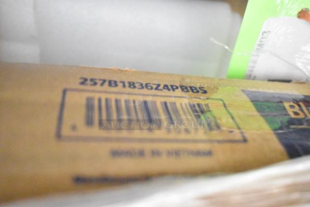 Box with barcode 257B1836Z4PBBS, label indicates "Made in Vietnam," part of a 22-item scratch and dent auction set.