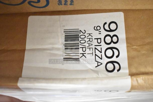 Label on brown packaging for 9" pizza kraft, 200/pack. Part of 30 brand new scratch and dent items auction.