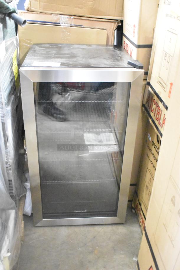 Brand new Honeywell H115BCS can cooler, 115 can capacity, scratch and dent, 115 volts, 1 phase, glass door.