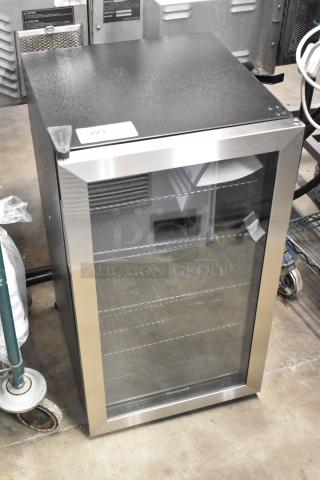 Brand new Honeywell H115BCS can cooler, 115 can capacity, 115V, 1 Phase, scratch and dent, glass door, stainless frame.