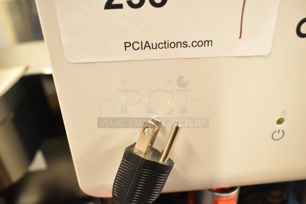 BRAND NEW Avalon A1CTWTRCLRWHT water cooler, 115V, 1 Phase. Scratch and dent, top loading, hot/cold functionality.