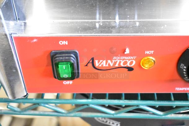 BRAND NEW Avantco 177PG400 Dual Panini Grill, grooved plates, 19 5/8" x 9 1/8" surface, 120V, 1 Phase, scratch and dent.
