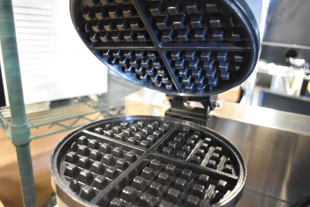 BRAND NEW Carnival King 382WSM22 Double Waffle Maker, non-stick, with timers, 120V. Scratch and dent condition.