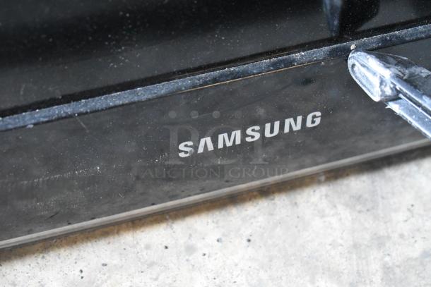 Three TVs for auction: Samsung LN26B360C5D 26", Vizio D32h-C0 32", Onn 32S2V1 32". Local pickup only. Condition varies.