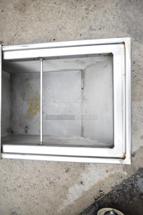 Frontline 401 Commercial Oil Caddy, stainless steel, on durable commercial casters, 115V, 1 phase, worn condition.