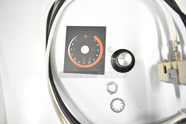 Hatco R02.19.018.00 Infinite Switch Kit 120v, new scratch and dent, includes dial, wiring, and hardware.