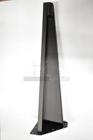 Box of Vulcan Wolf 424171-1 convection oven legs, scratch and dent condition, steel, new. Unique support design.