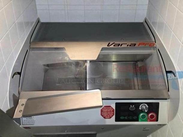 JAC VPL770 Varia Pro bread slicer, 2020 model, high-grade condition, adjustable thickness, fully tested, operational.