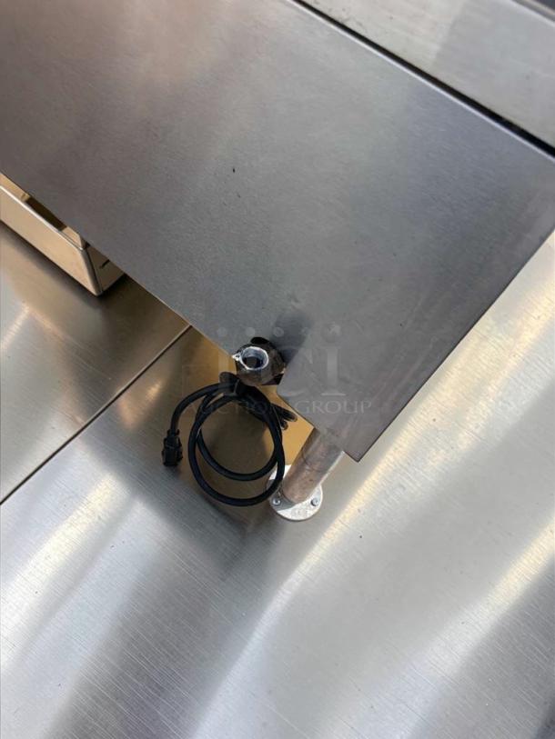 Vulcan VG30-NAT 30-gallon tilt skillet, stainless steel, outstanding condition, 90,000 BTU, natural gas, fully tested.