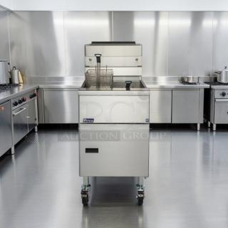 Pitco commercial gas floor fryer in outstanding condition, model PIT-L-FRY-0006, stainless steel, fully tested and working.