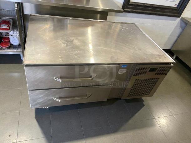 Randell FX-1-290 refrigerated chef base in premium condition, stainless steel, dual drawers, 115V, tested and working.