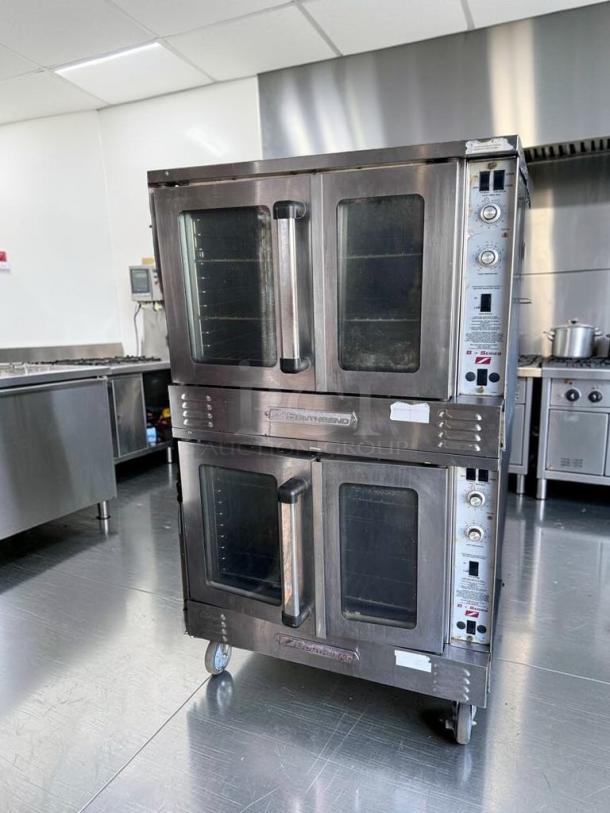 Southbend B-Series double deck convection oven, natural gas, excellent condition, fully tested, stainless steel finish.