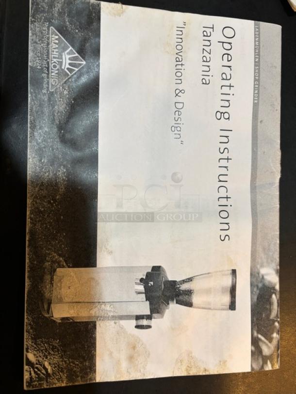 Operating instructions for Mahlkönig Tanzania grinder, emphasizing innovation and design.