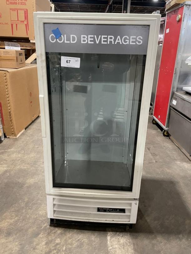 True GDM-10SSL-LD single glass door beverage merchandiser refrigerator, white exterior, model GDM10SSLLD, serial 8425552.