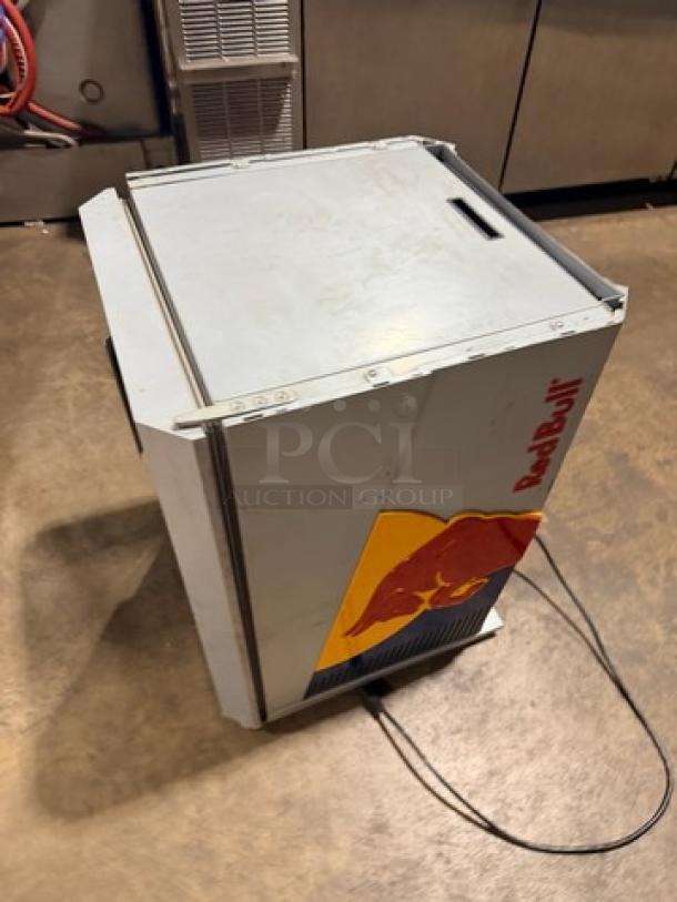 Commercial Stainless Steel RedBull Style Beverage Cooler, single glass door, countertop model RB-GDCT LED, 115V.