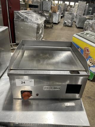 Croydon Commercial Stainless Steel Electric Powered Countertop Heavy-Duty Flat Griddle! With Back & Side Splash! Model: OR4E-100001W5 SN: 822920! 110V!