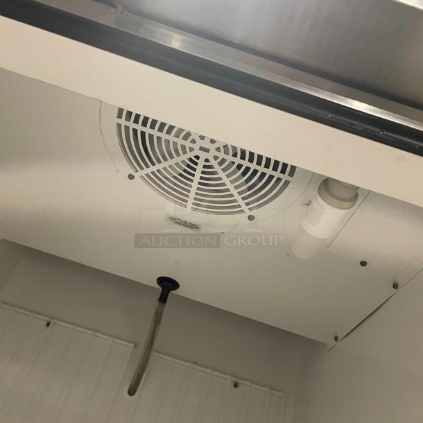 True T-23F freezer interior fan view, stainless steel, 115V, 1 phase, on casters, SN: 7887234, commercial use.