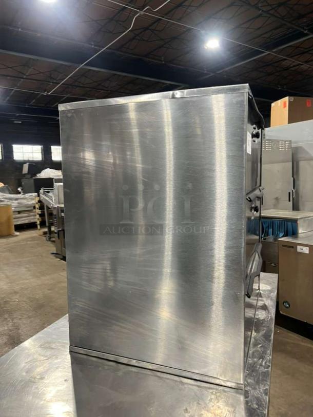 APW Wyott 3 Drawer Bread Warmer, stainless steel, undercounter/countertop, 115V 1 Phase, in excellent condition.