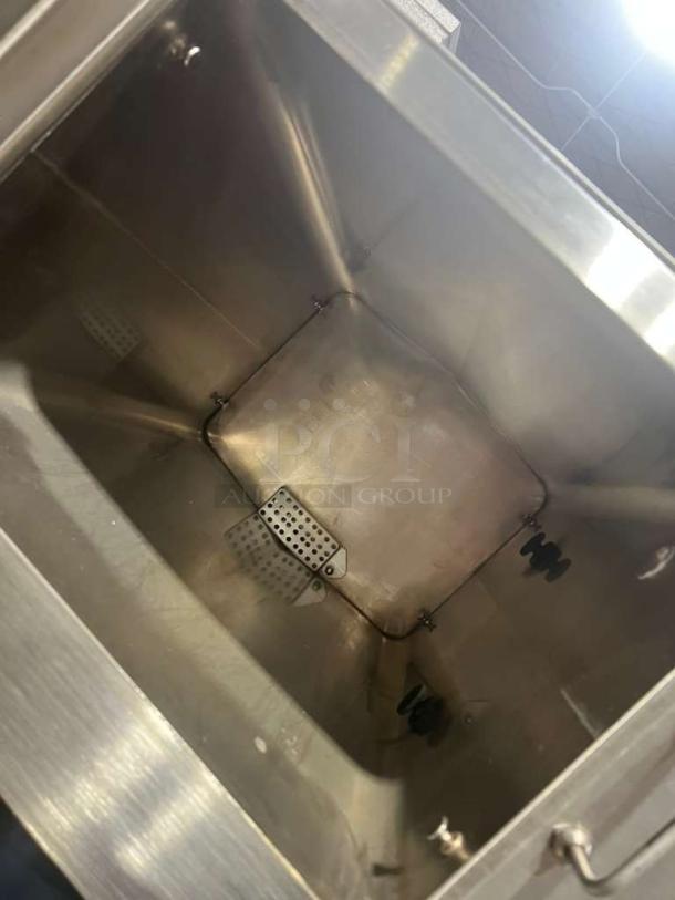 Cleveland Range 24CEM24 stainless steel convection steamer interior, clean, dual compartment, electric powered, 202/220V 3 Phase.