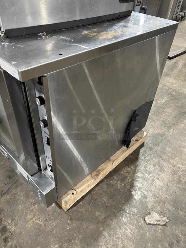 Southbend Platinum Series stainless steel gas convection oven, single stack, commercial use, shown on a pallet.