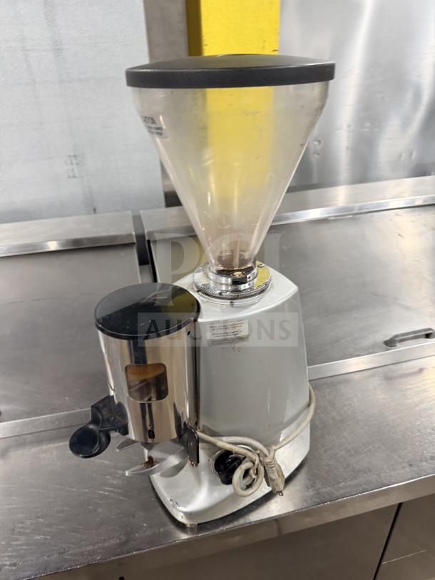 Mazzer Luigi SUPERJOLLYAUT commercial espresso grinder with bean hopper, 110V 1 Phase, SN: 0322658, countertop model.
