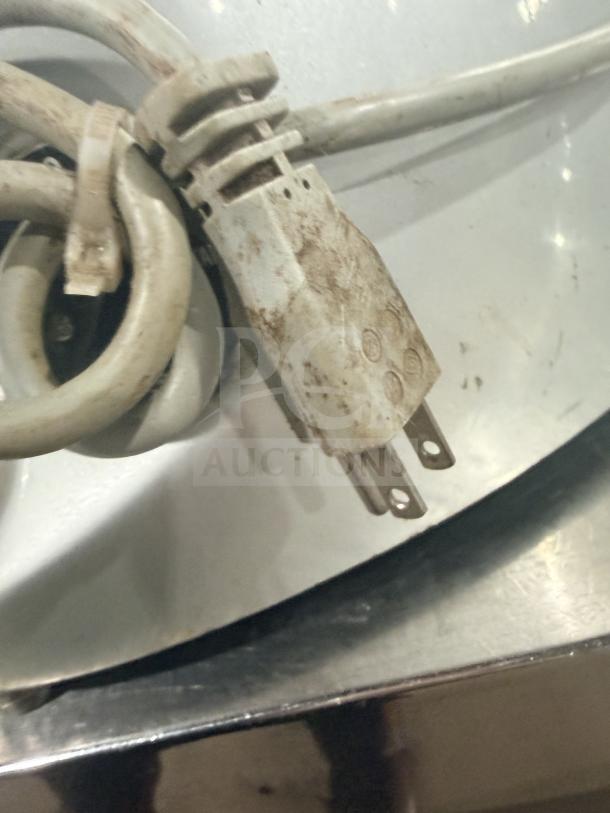 Mazzer Luigi SUPERJOLLYAUT grinder power cord, 110V 1 Phase, showing signs of wear and discoloration.