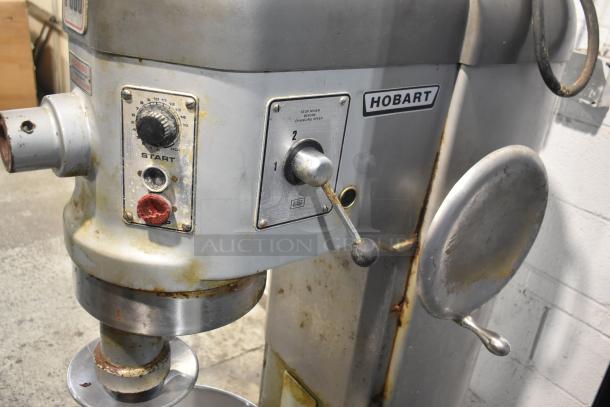 Hobart P660 60 Quart Planetary Dough Mixer with bowl and hook. Features speed controls and brand label. 208-240V, 3 Phase.