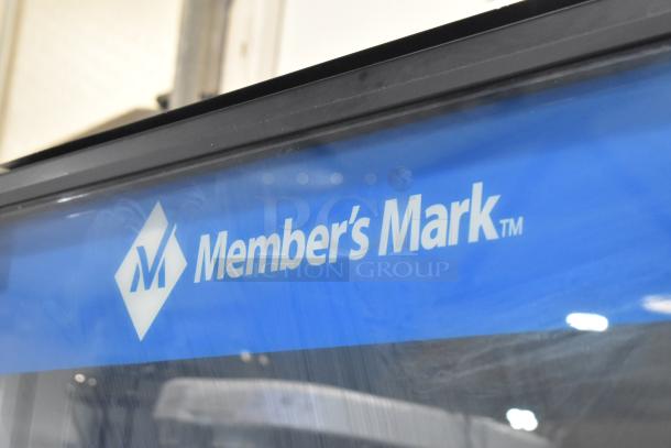 Crane 5800-4 metal vending machine with bill acceptor, 115V, 1 phase, featuring "Member's Mark" branding.